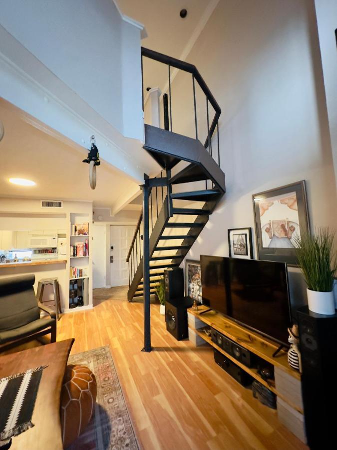 Hifi Sound & Comfort - Uptown Dallas / 2-Story Loft Exteriör bild